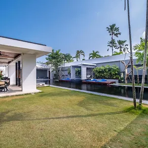 Aqua Seminyak (Bali)