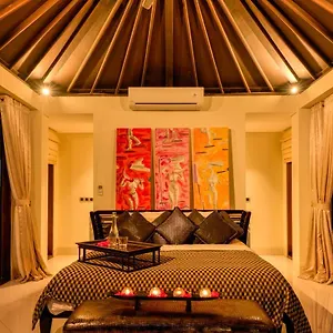 https://villa-one-seminyak.hotelsseminyak.net