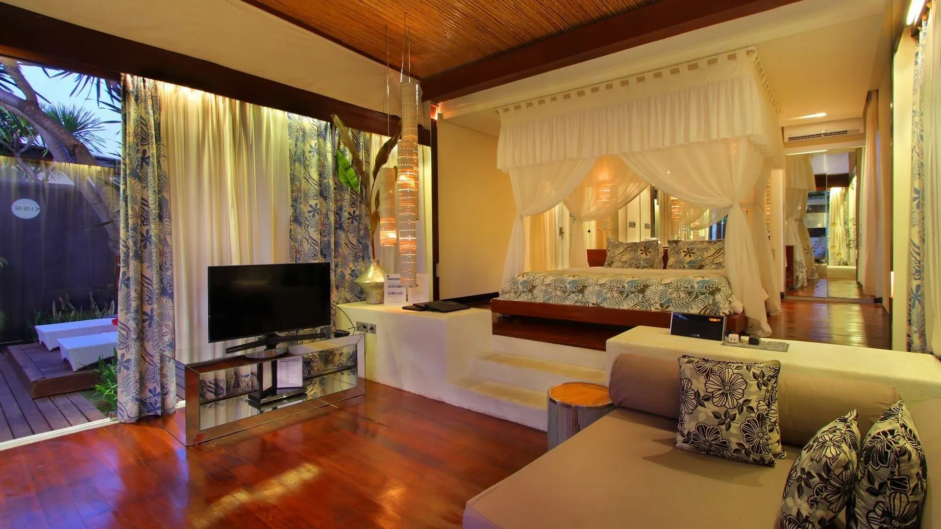 Kiss Bali Villas Seminyak